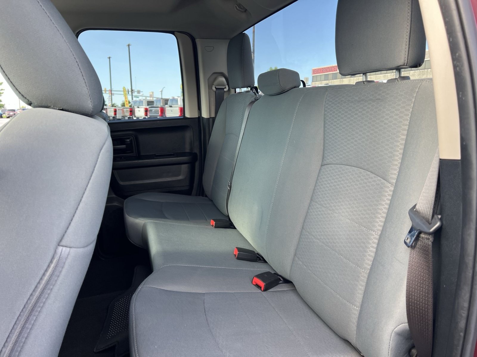 Used 2017 RAM 1500 Express AWD/4WD image 22