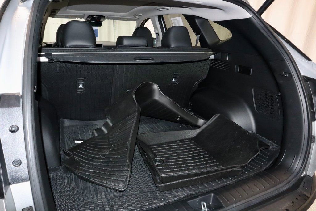 Certified 2025 Hyundai Tucson Limited image 16