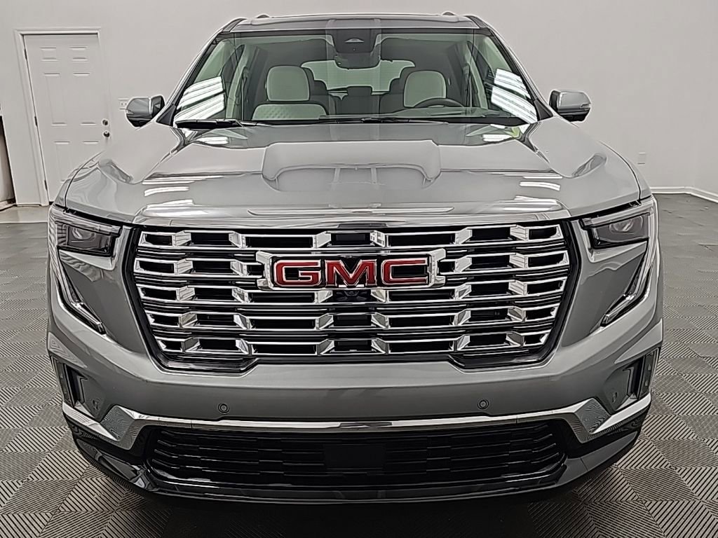 New 2026 GMC Acadia Denali w/ Super Cruise Package image 3