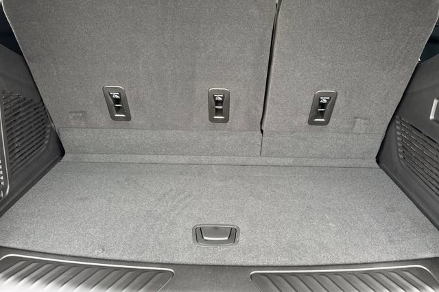 New 2026 GMC Yukon Elevation image 19