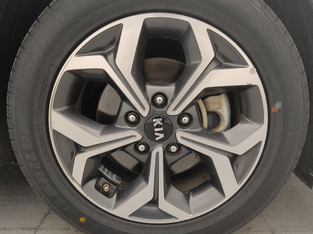 Used 2021 Kia Forte LXS image 31