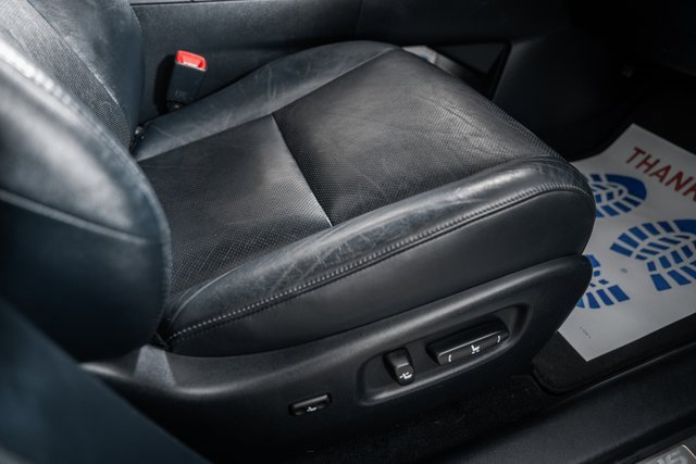 Used 2013 Lexus RX 450h AWD image 36