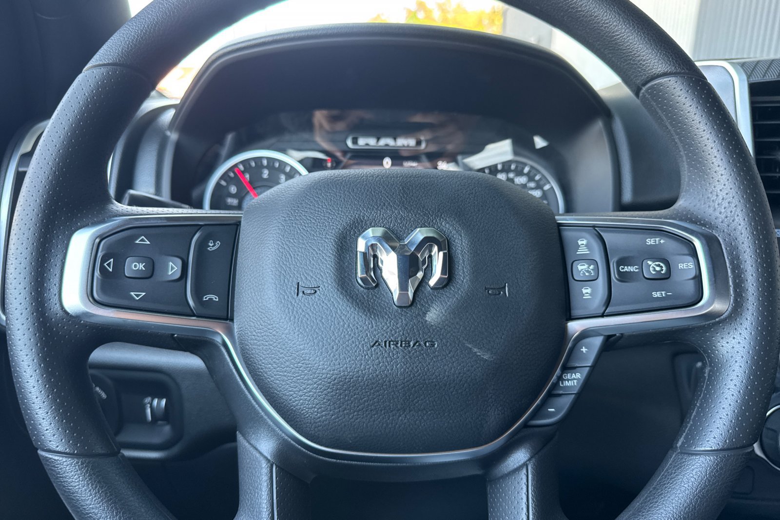 New 2026 RAM 1500 Express AWD/4WD image 21