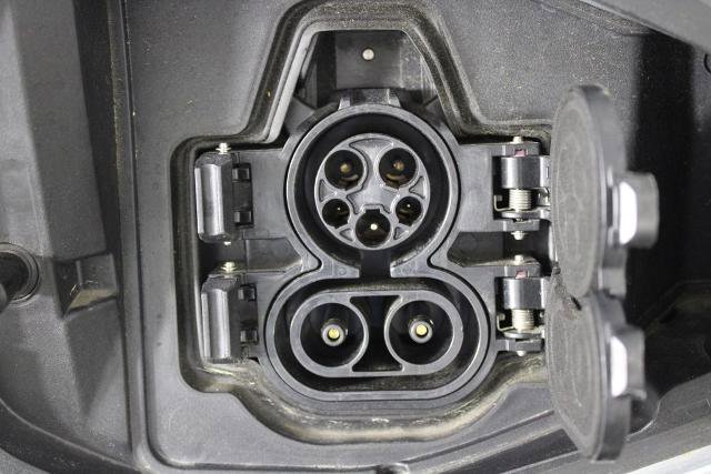 Certified 2024 Nissan Ariya AWD image 29