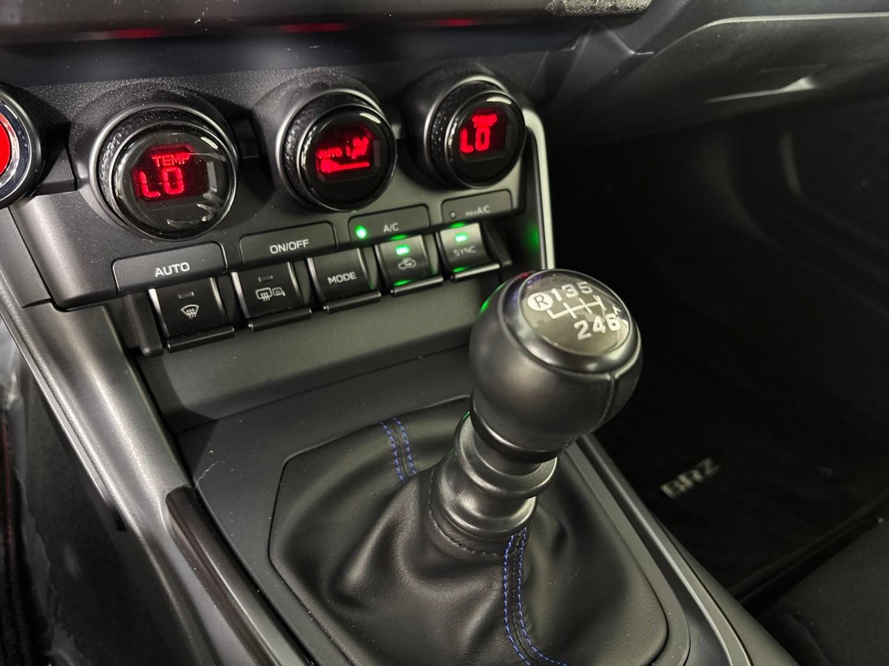 Used 2024 Subaru BRZ tS RWD image 19