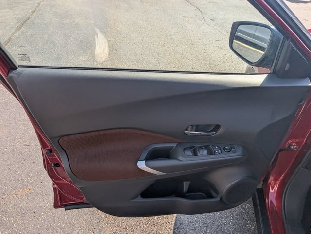 Certified 2023 Nissan Kicks SR FWD image 14