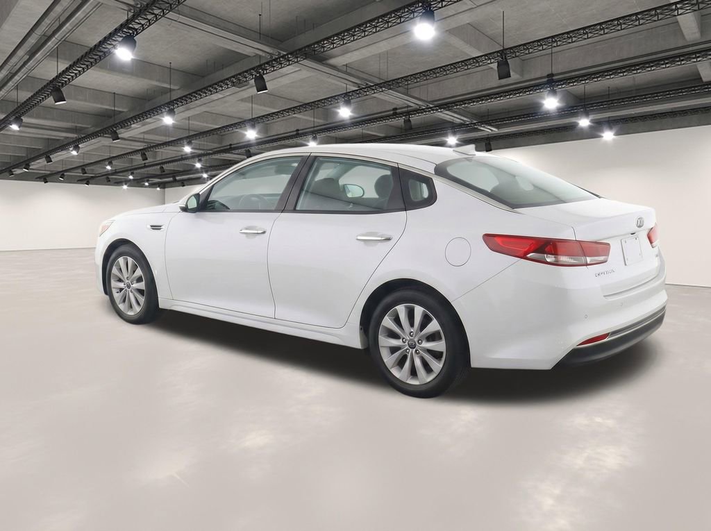 Used 2018 Kia Optima EX FWD image 3