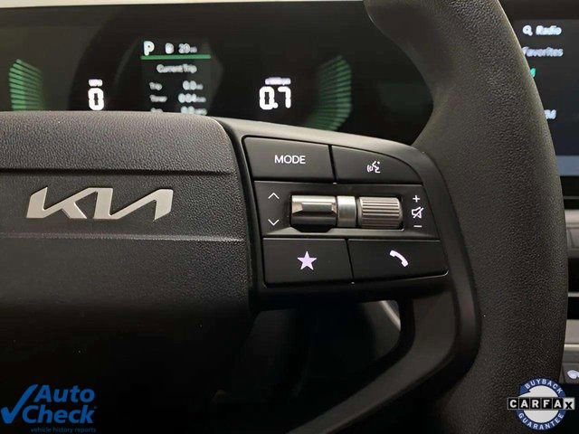 Used 2025 Kia K4 LX image 35