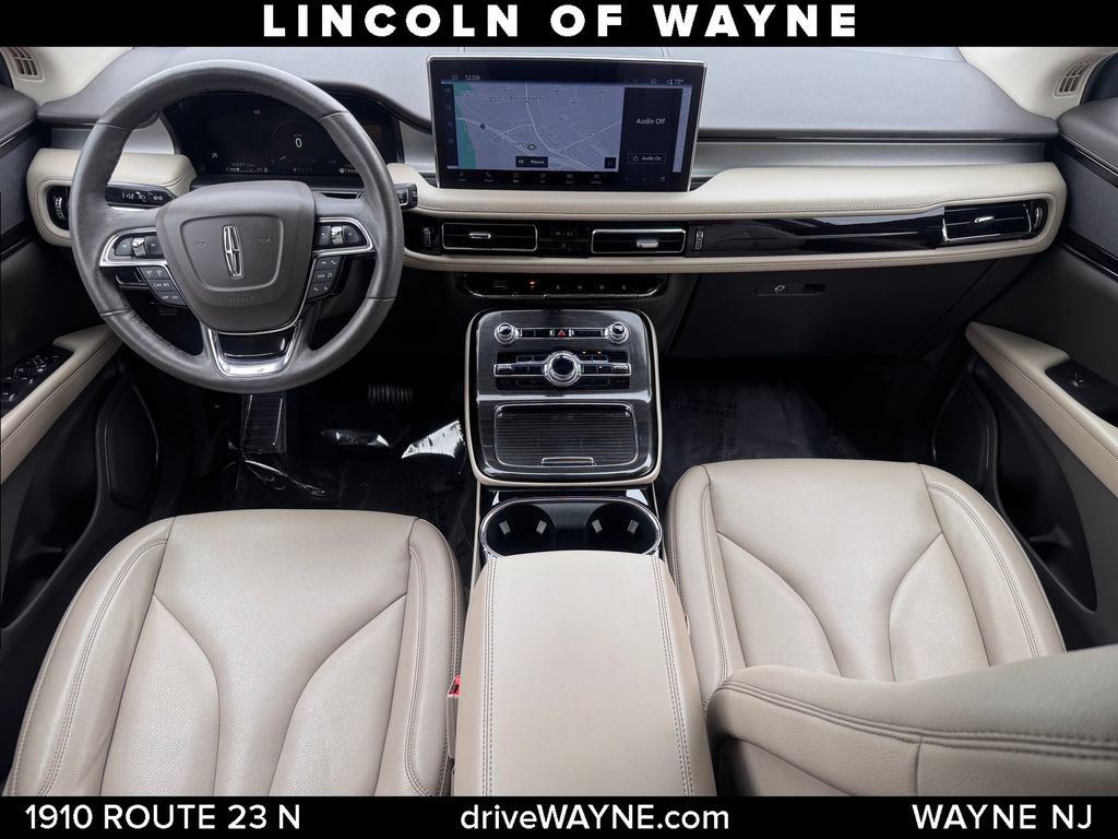 Certified 2022 Lincoln Nautilus AWD w/ Premium Package image 23