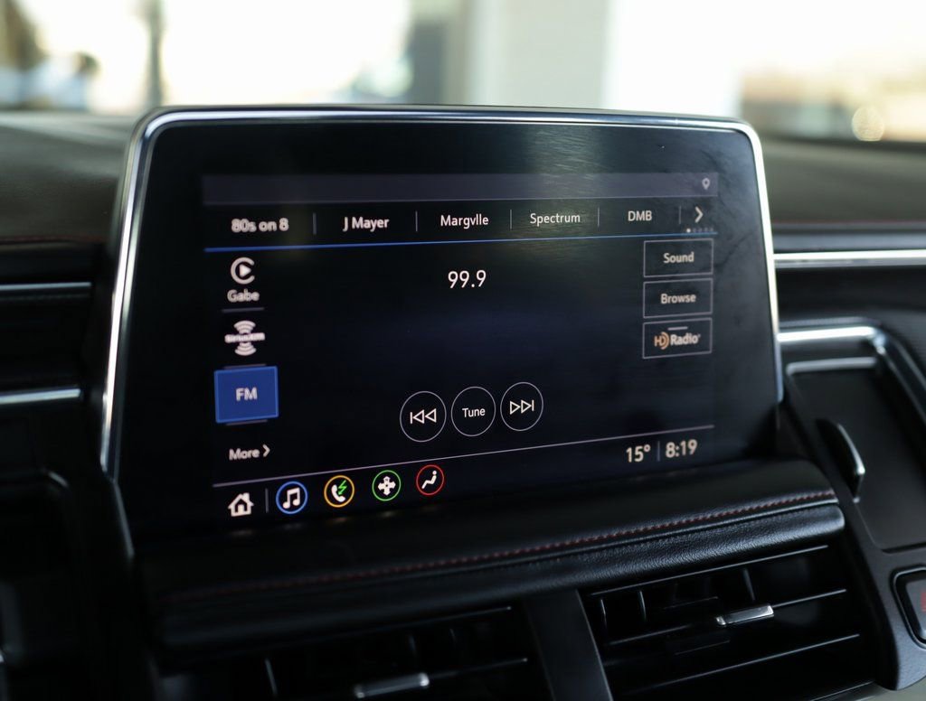 Used 2021 Chevrolet Tahoe RST w/ Luxury Package AWD/4WD image 14