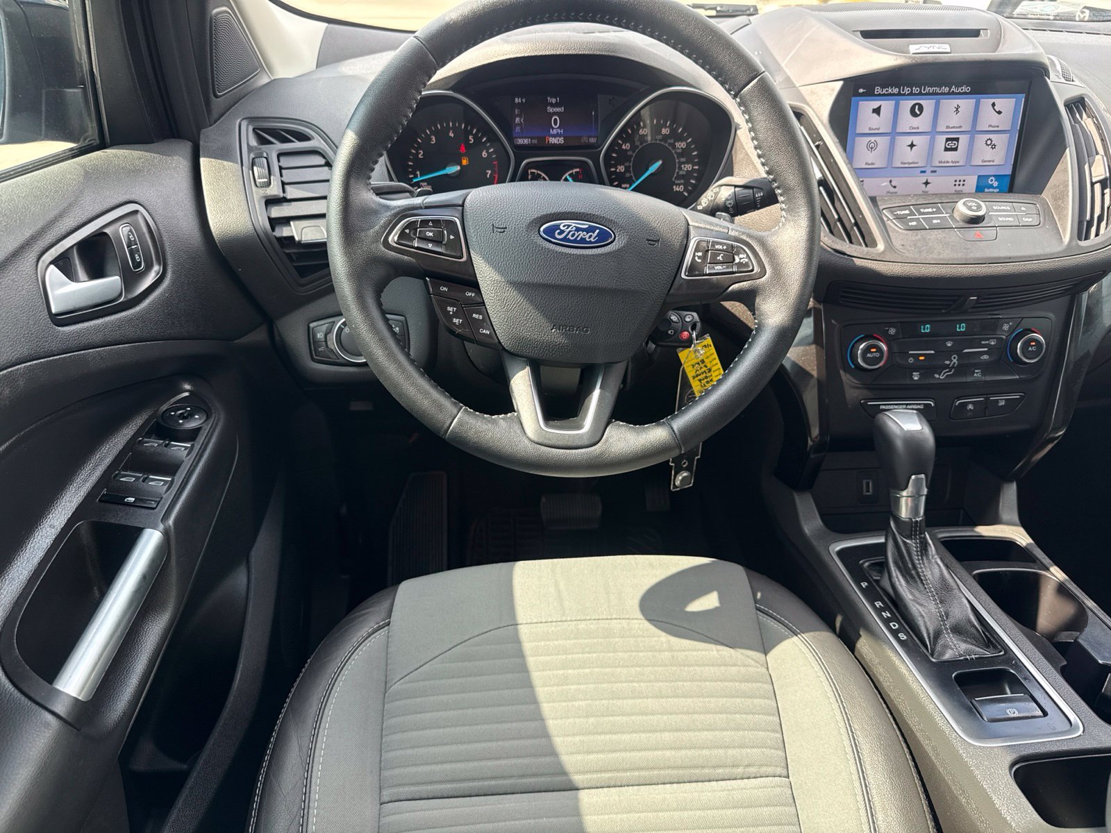 Used 2017 Ford Escape SE w/ Equipment Group 201A FWD image 18