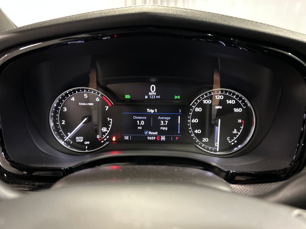 Used 2024 Cadillac XT6 Luxury w/ LPO, Floor Liner Package AWD/4WD image 16