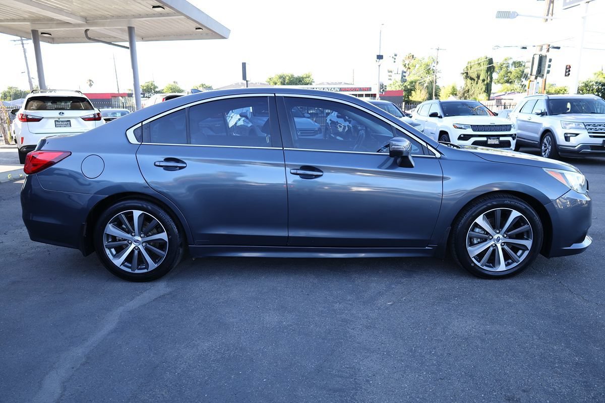 Used 2017 Subaru Legacy 3.6R Limited w/ Popular Package #4 AWD/4WD image 9