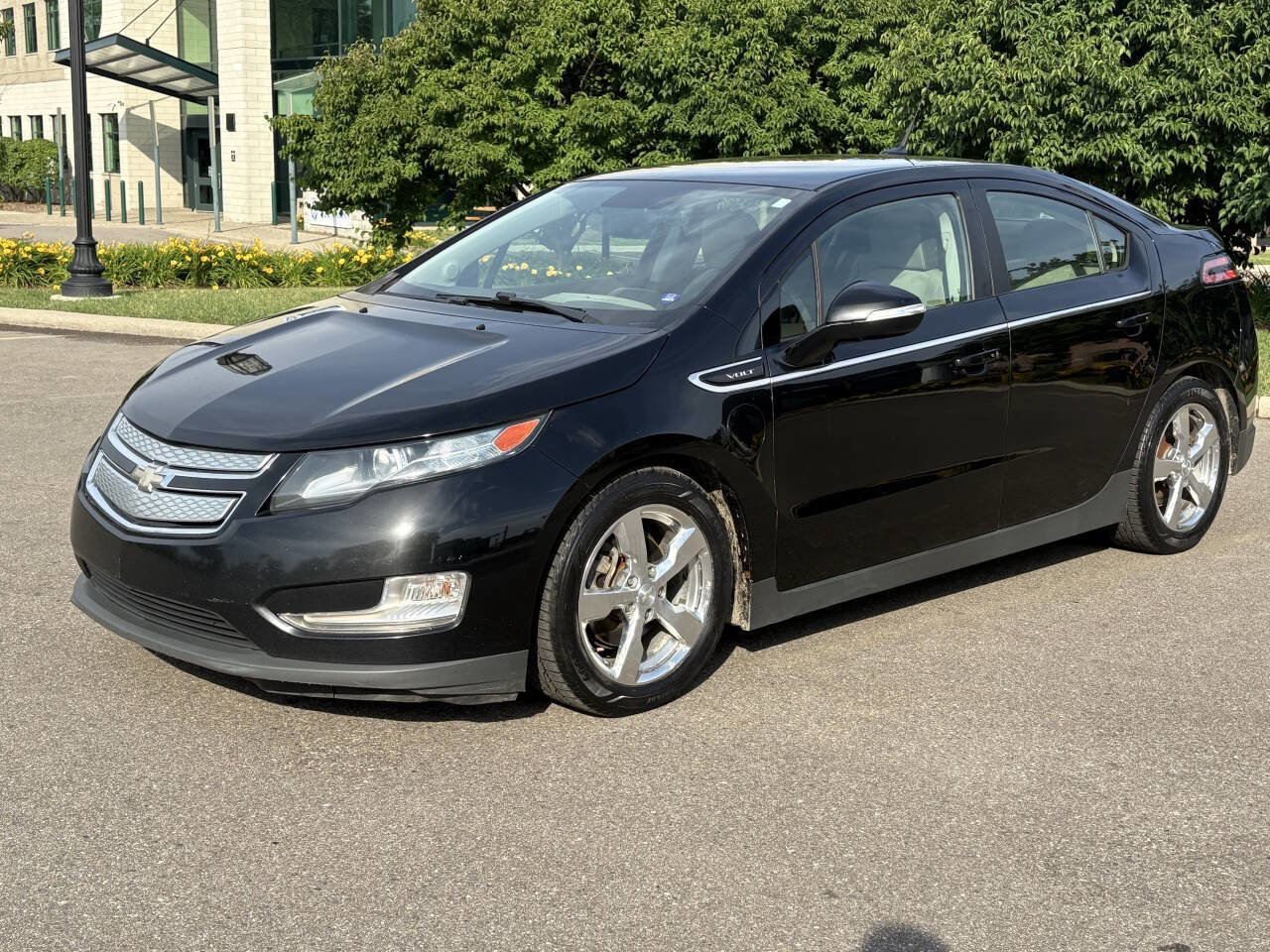 Used 2013 Chevrolet Volt Premium w/ Premium Trim Package image 17