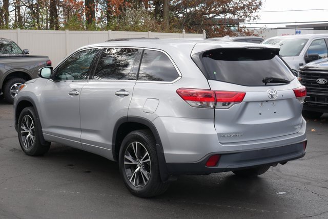 Used 2018 Toyota Highlander Plus image 7