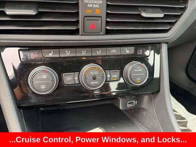Used 2019 Volkswagen Jetta SE FWD image 11