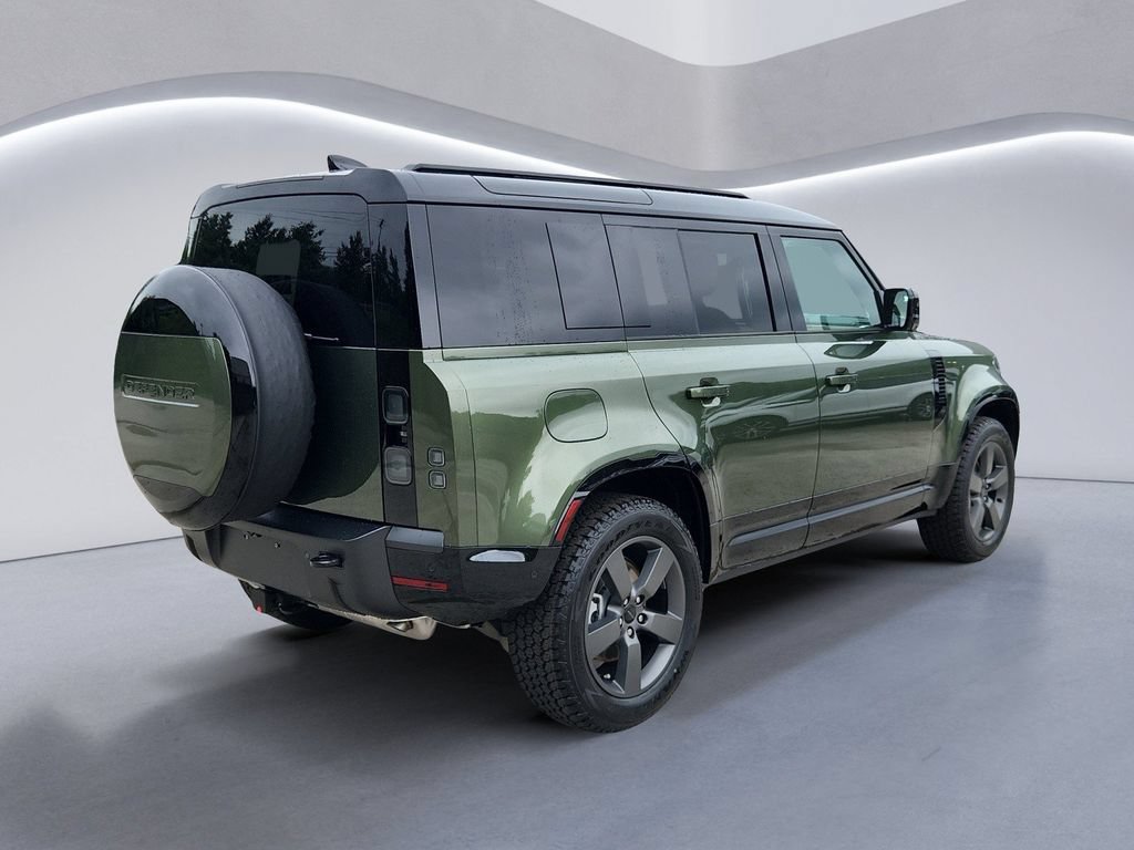 New 2026 Land Rover Defender 110 X-Dynamic SE AWD/4WD image 5
