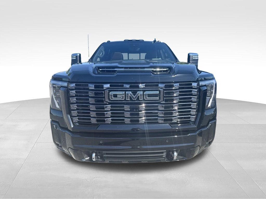 New 2026 GMC Sierra 2500 Denali Ultimate AWD/4WD image 3