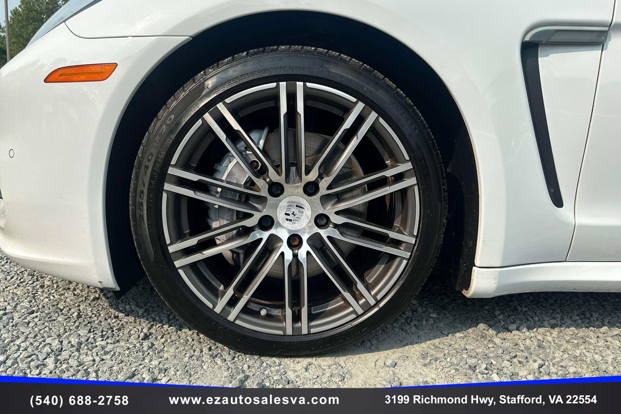 Used 2016 Porsche Panamera Edition w/ Premium Package Plus RWD image 10