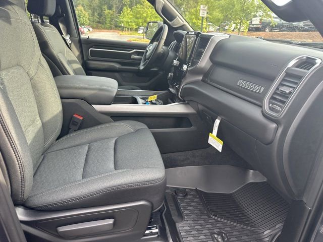 New 2026 RAM 1500 4x4 Crew Cab image 13