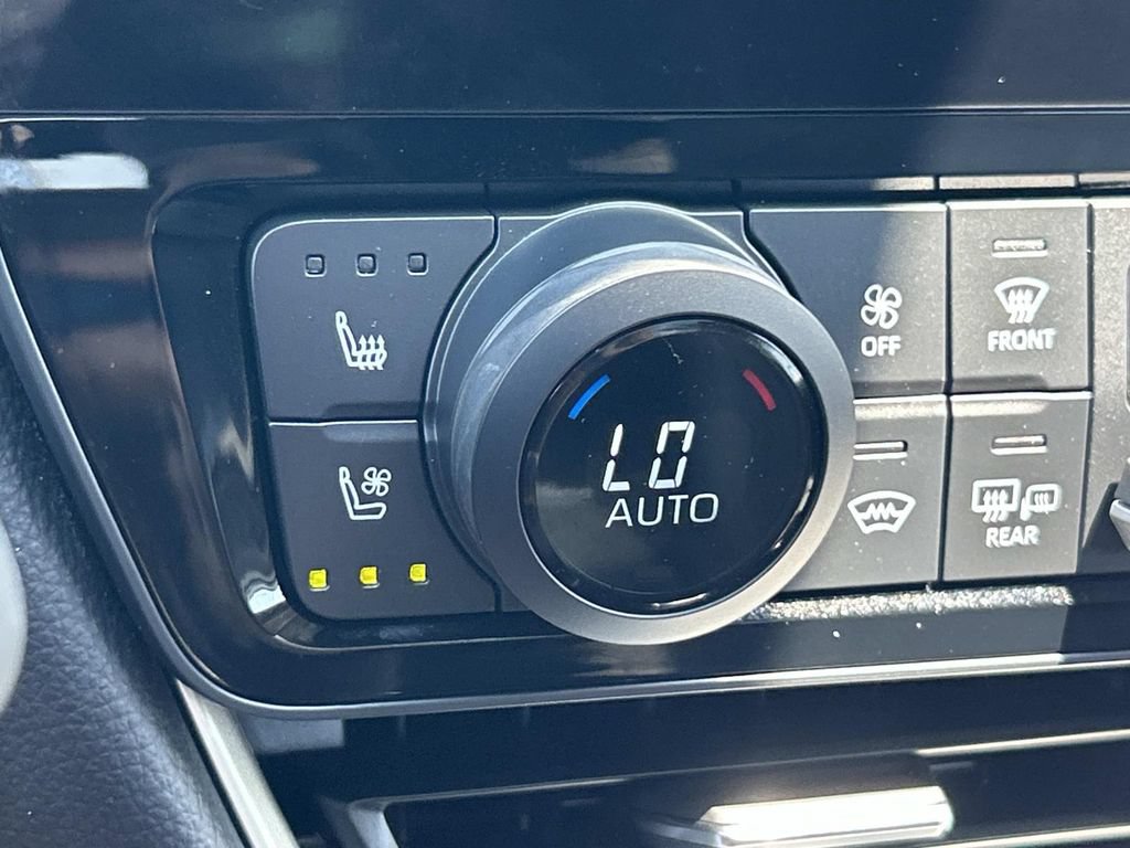 Used 2024 Toyota Grand Highlander AWD Hybrid image 35
