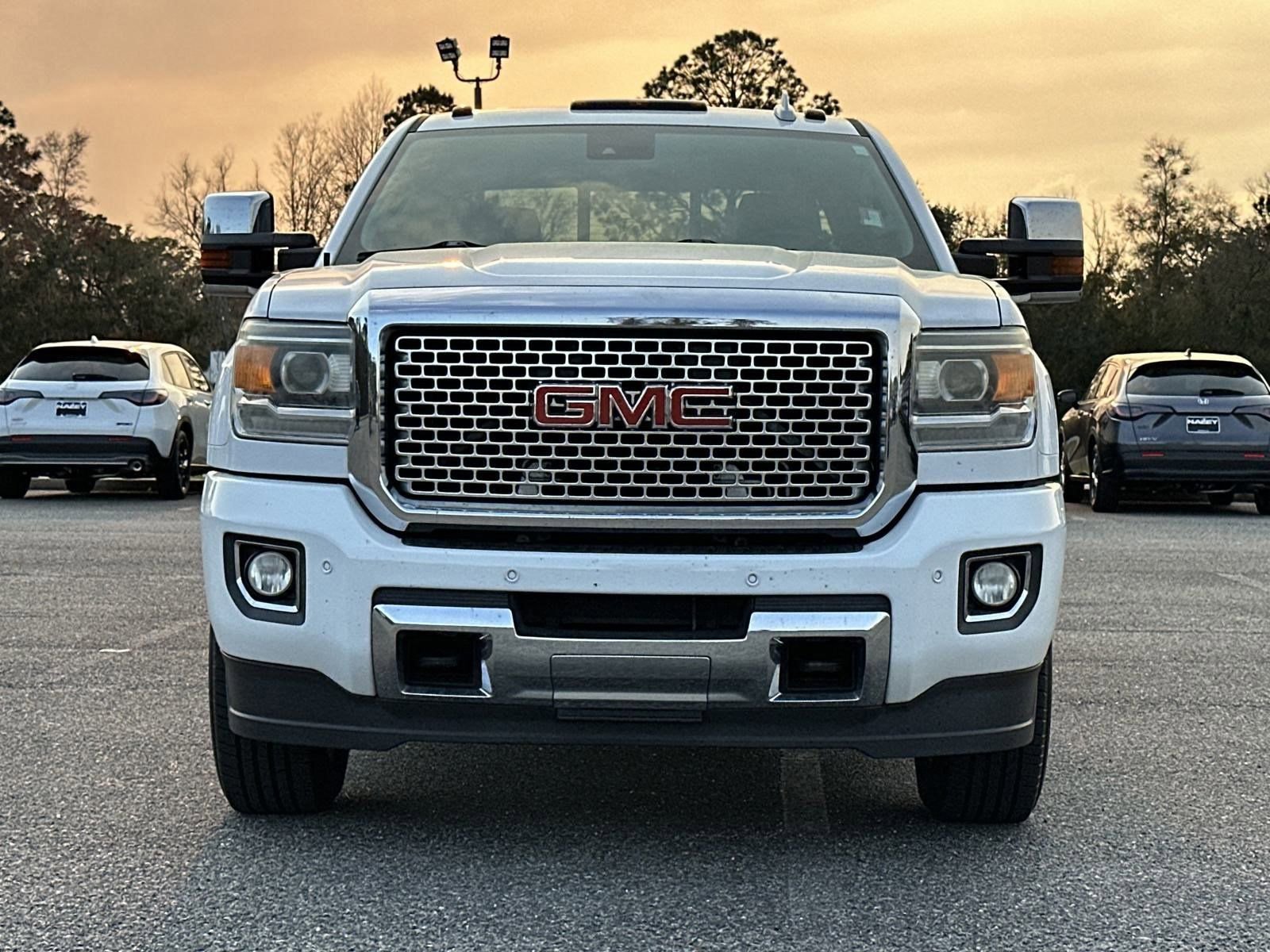 Used 2015 GMC Sierra 3500 Denali w/ Driver Alert Package AWD/4WD image 33