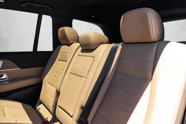 New 2026 Mercedes-Benz GLS 450 4MATIC image 22
