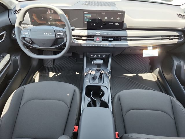 New 2026 Kia K4 FWD image 14