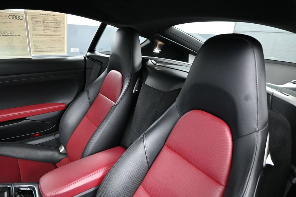 Used 2022 Porsche 718 Cayman w/ Premium Package RWD image 9