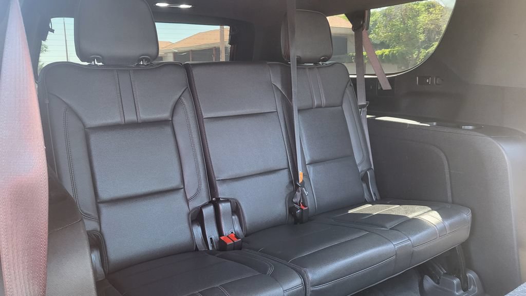 Used 2021 Chevrolet Suburban RST w/ Rear Media and Nav Package AWD/4WD image 22
