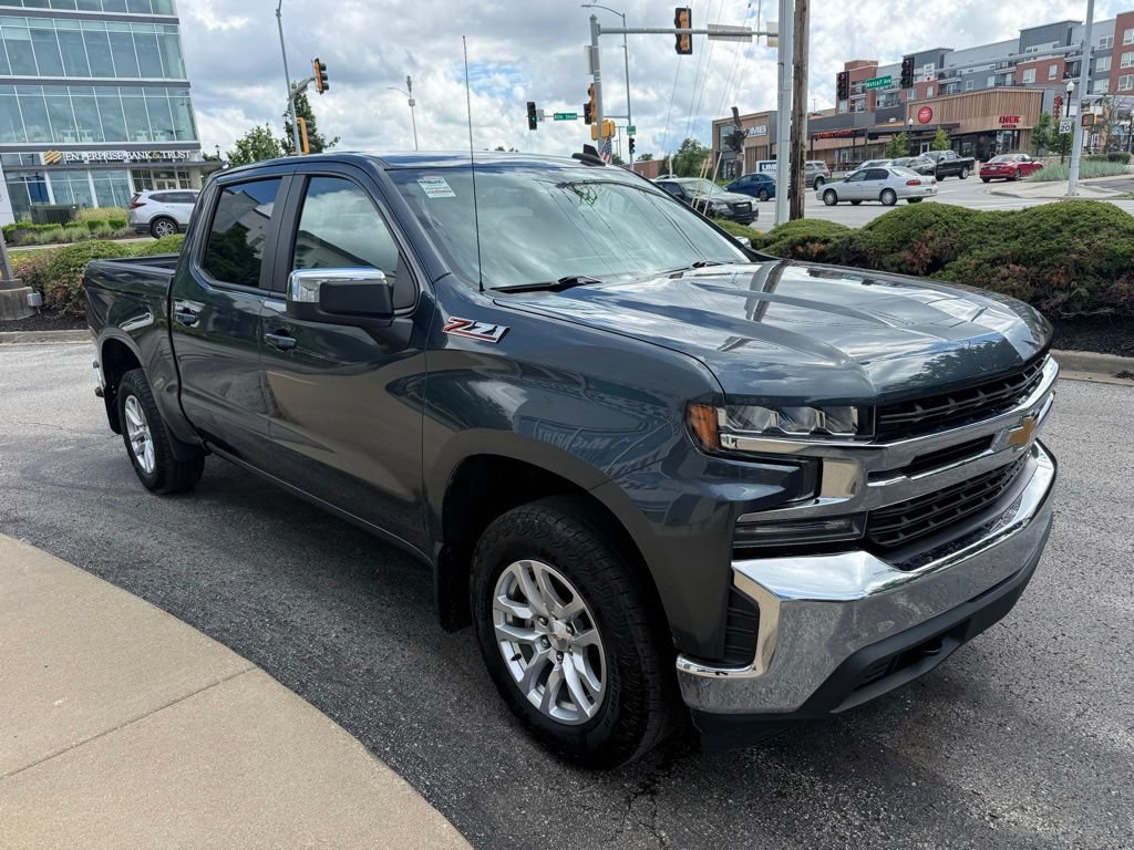 Used 2020 Chevrolet Silverado 1500 LT w/ All-Star Edition AWD/4WD image 3