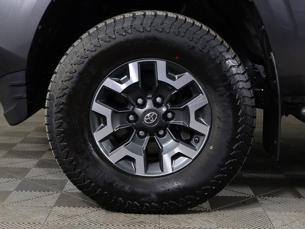 Used 2018 Toyota Tacoma SR w/ SR Convenience Package RWD image 18