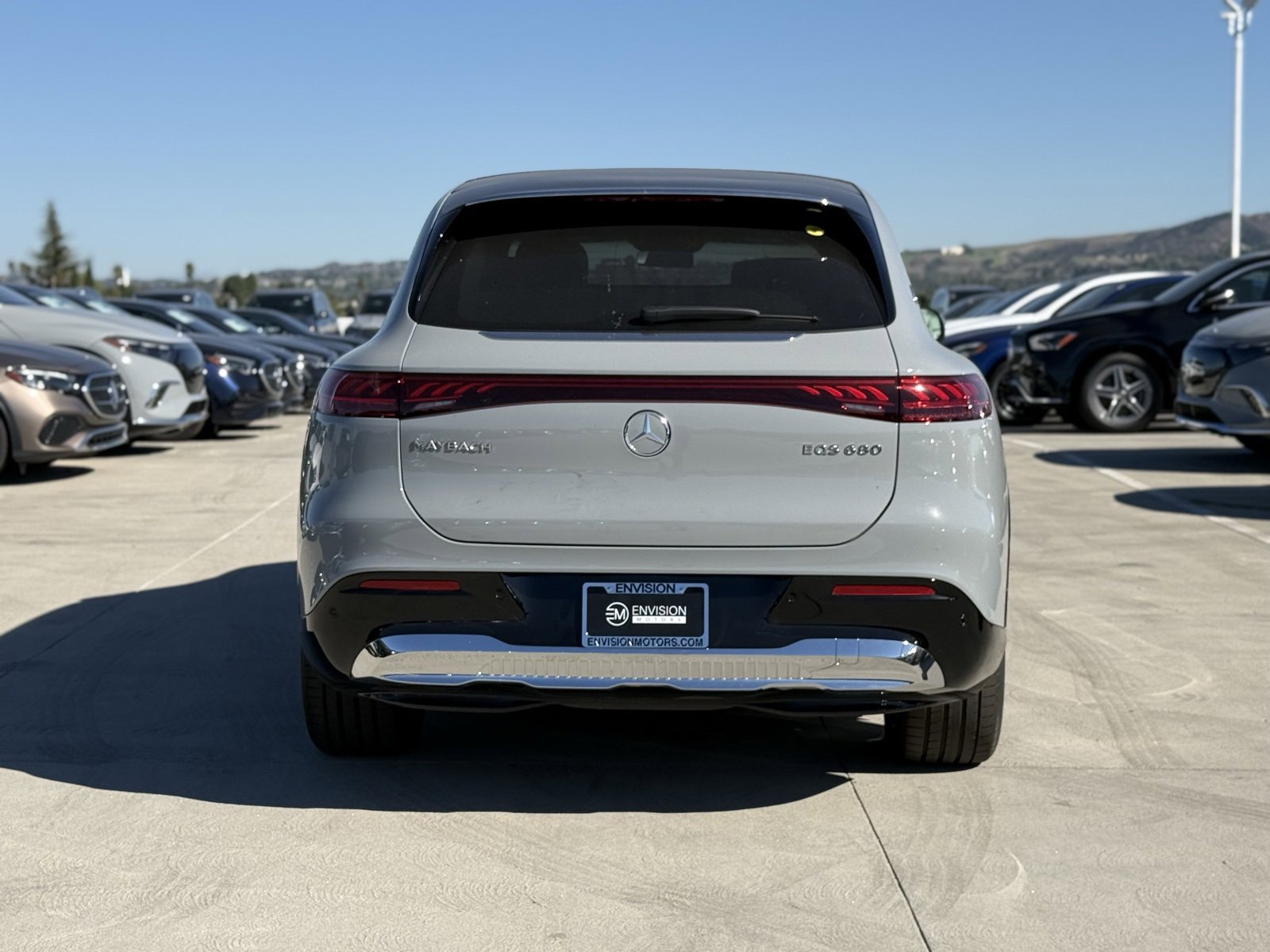 New 2025 Mercedes-Benz Maybach EQS 680 4MATIC image 9