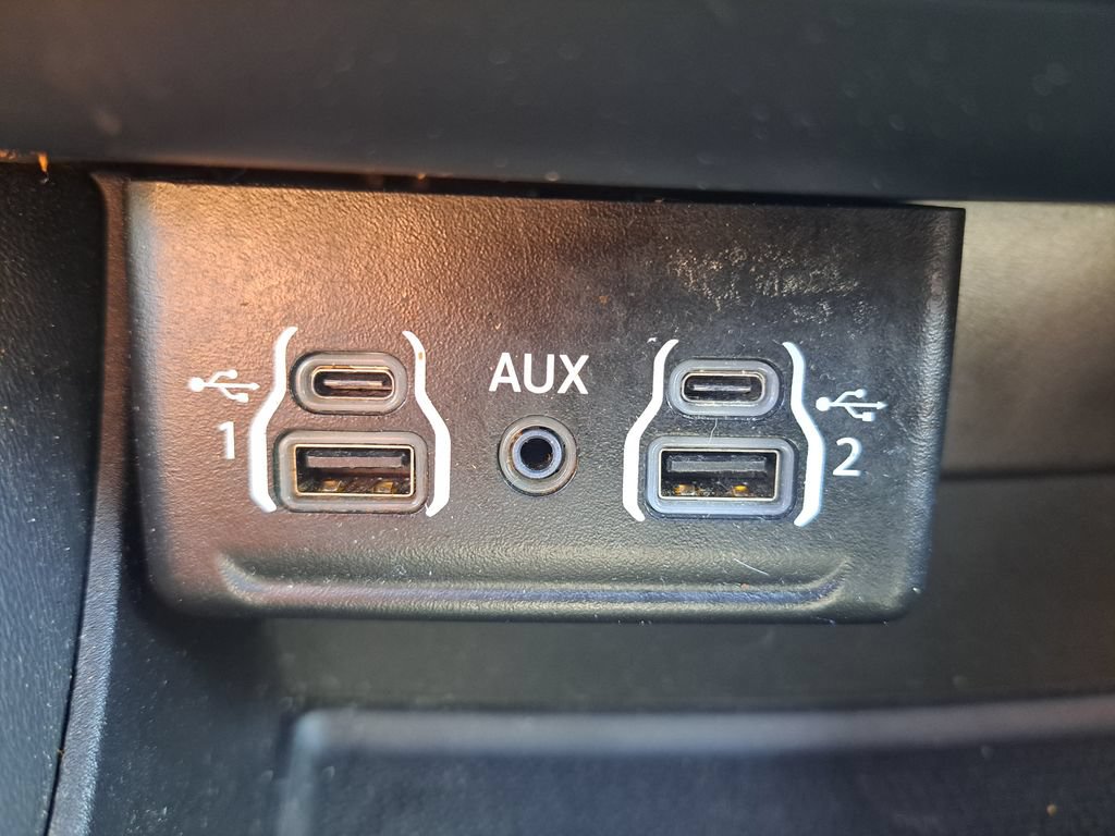 Used 2024 Dodge Durango GT AWD/4WD image 18