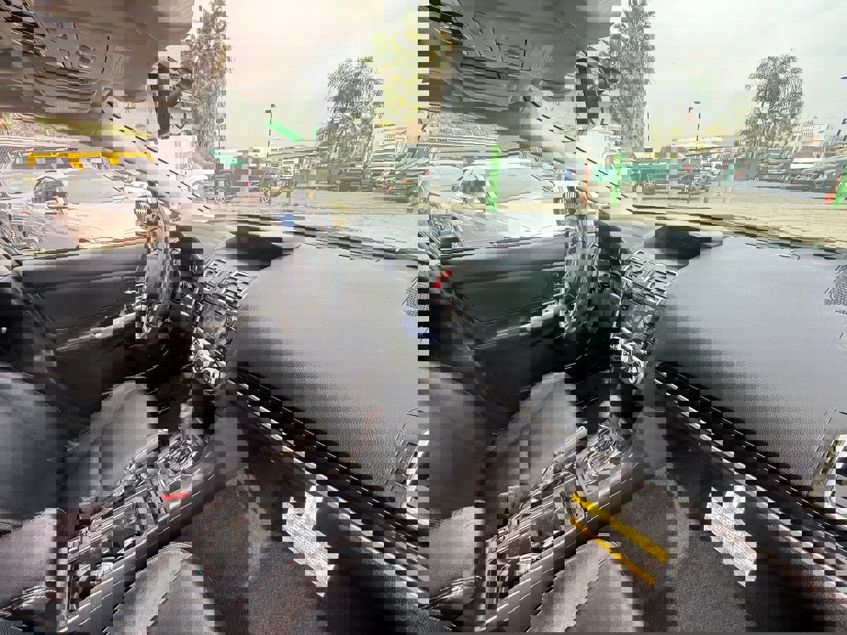 Used 2017 Subaru Crosstrek 2.0i Limited image 17