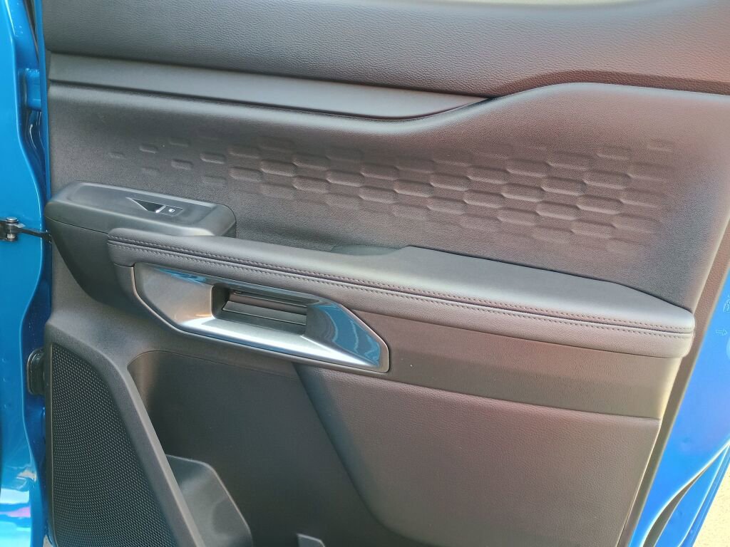 New 2025 Ford Ranger XLT w/ FX4 Off-Road Package image 19