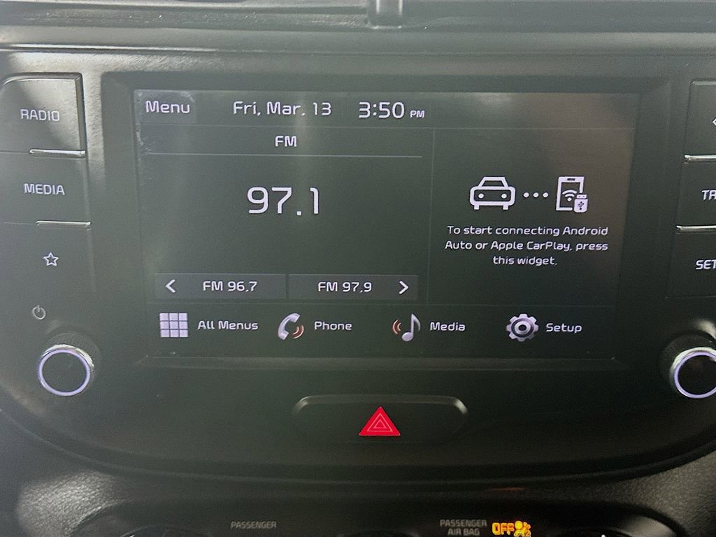 Used 2023 Kia Soul LX w/ Option Group 015 image 17