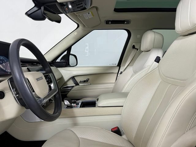 Used 2023 Land Rover Range Rover SE AWD/4WD image 5