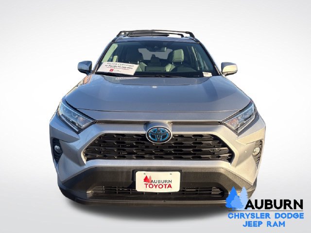 Used 2021 Toyota RAV4 XLE Premium AWD/4WD image 2
