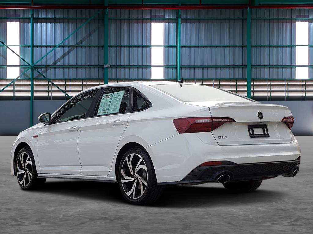 Used 2022 Volkswagen Jetta GLI Autobahn FWD image 3