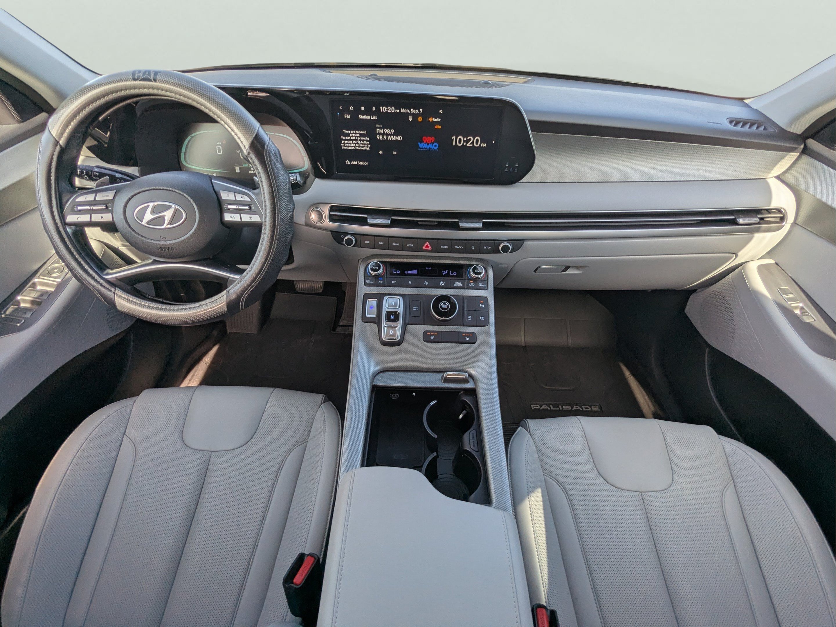 Used 2025 Hyundai Palisade SEL FWD image 14