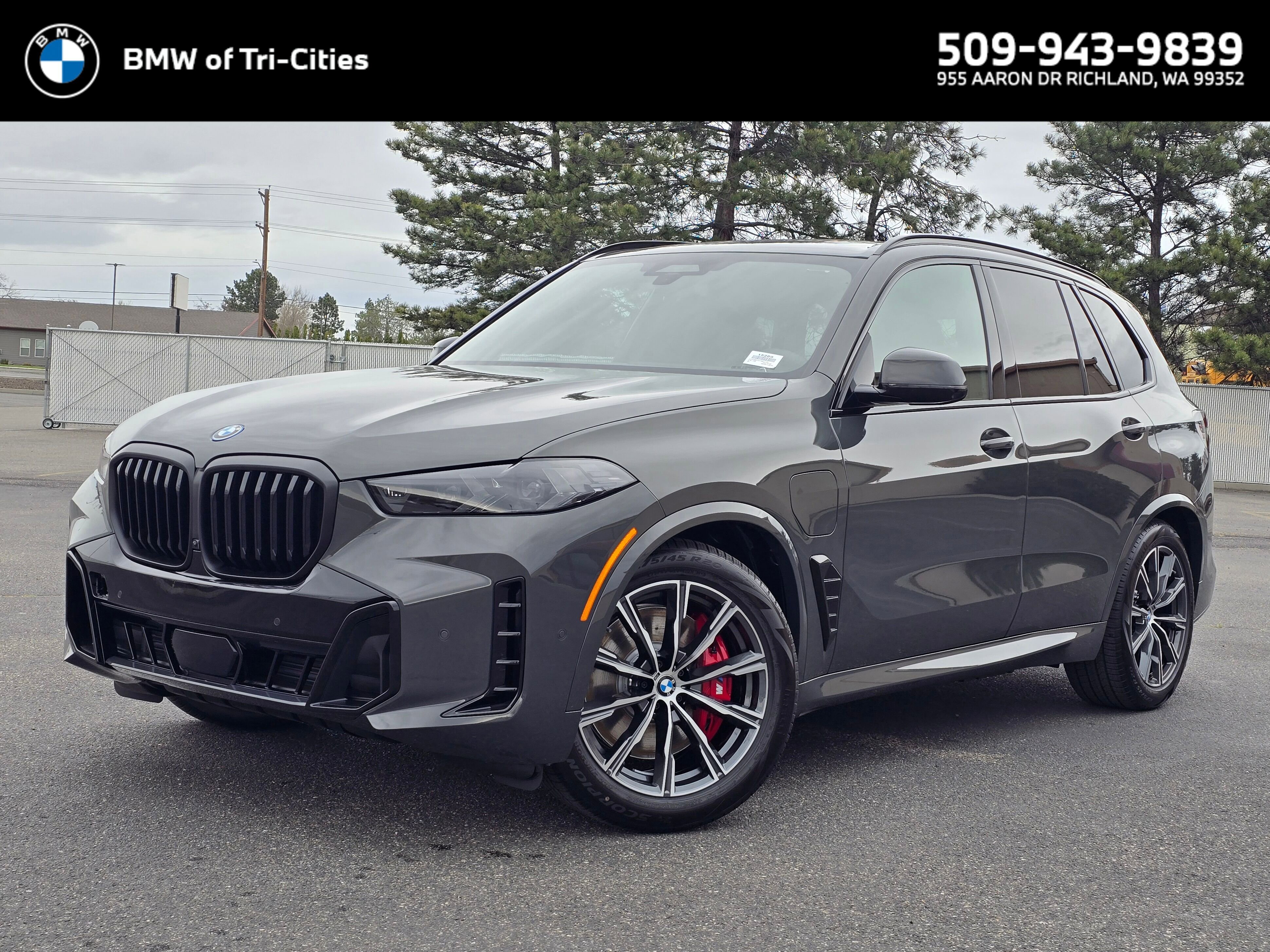 New 2026 BMW X5 xDrive50e w/ Executive Package image 1