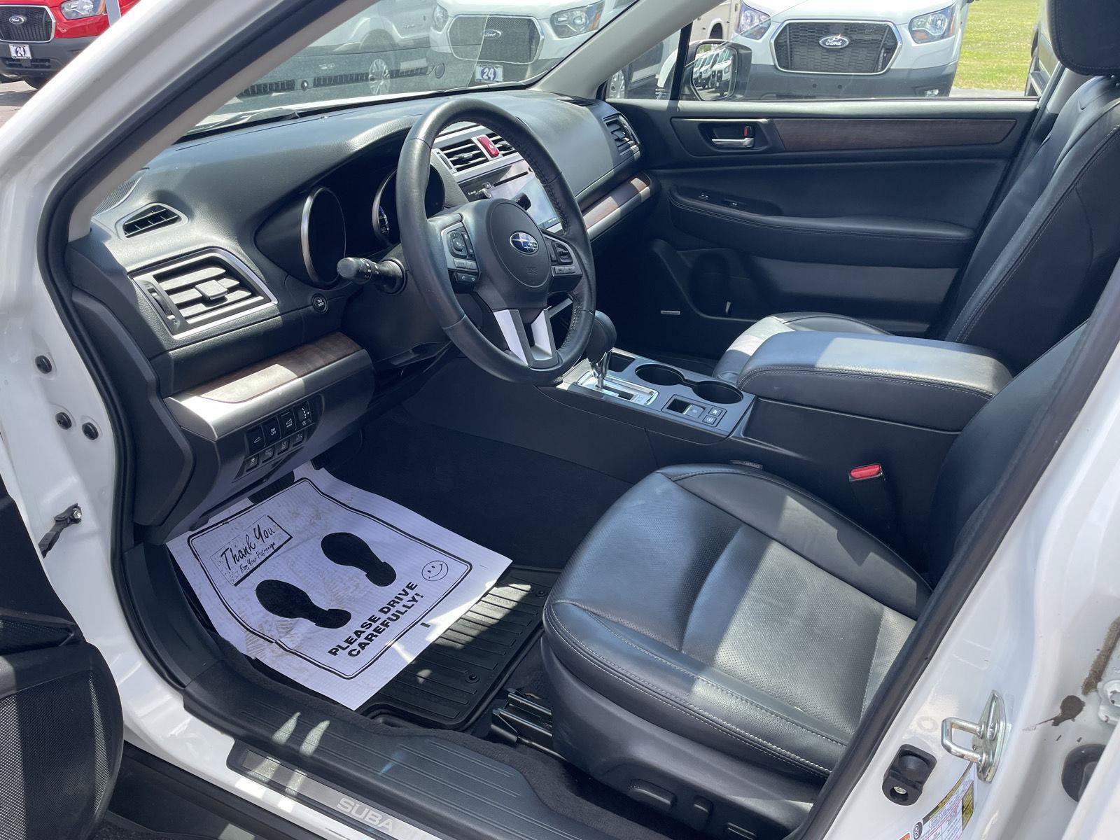 Used 2017 Subaru Outback 3.6R Limited AWD/4WD image 9