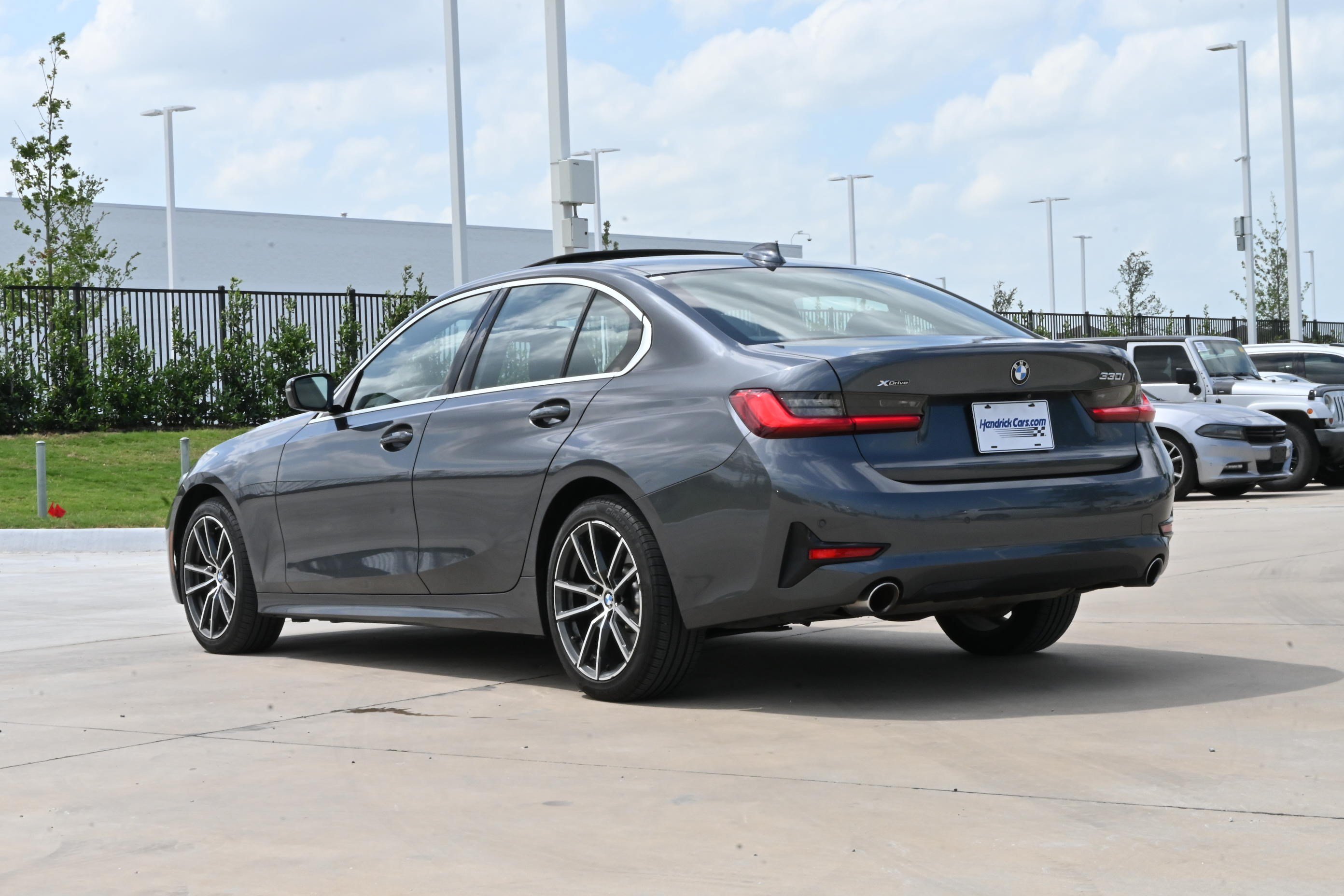 Used 2020 BMW 330i xDrive Sedan w/ Premium Package AWD/4WD image 7