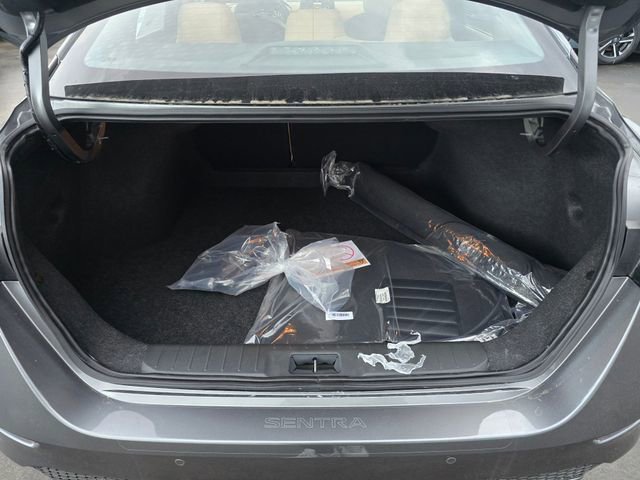 Used 2025 Nissan Sentra SV w/ SV Premium Package image 14