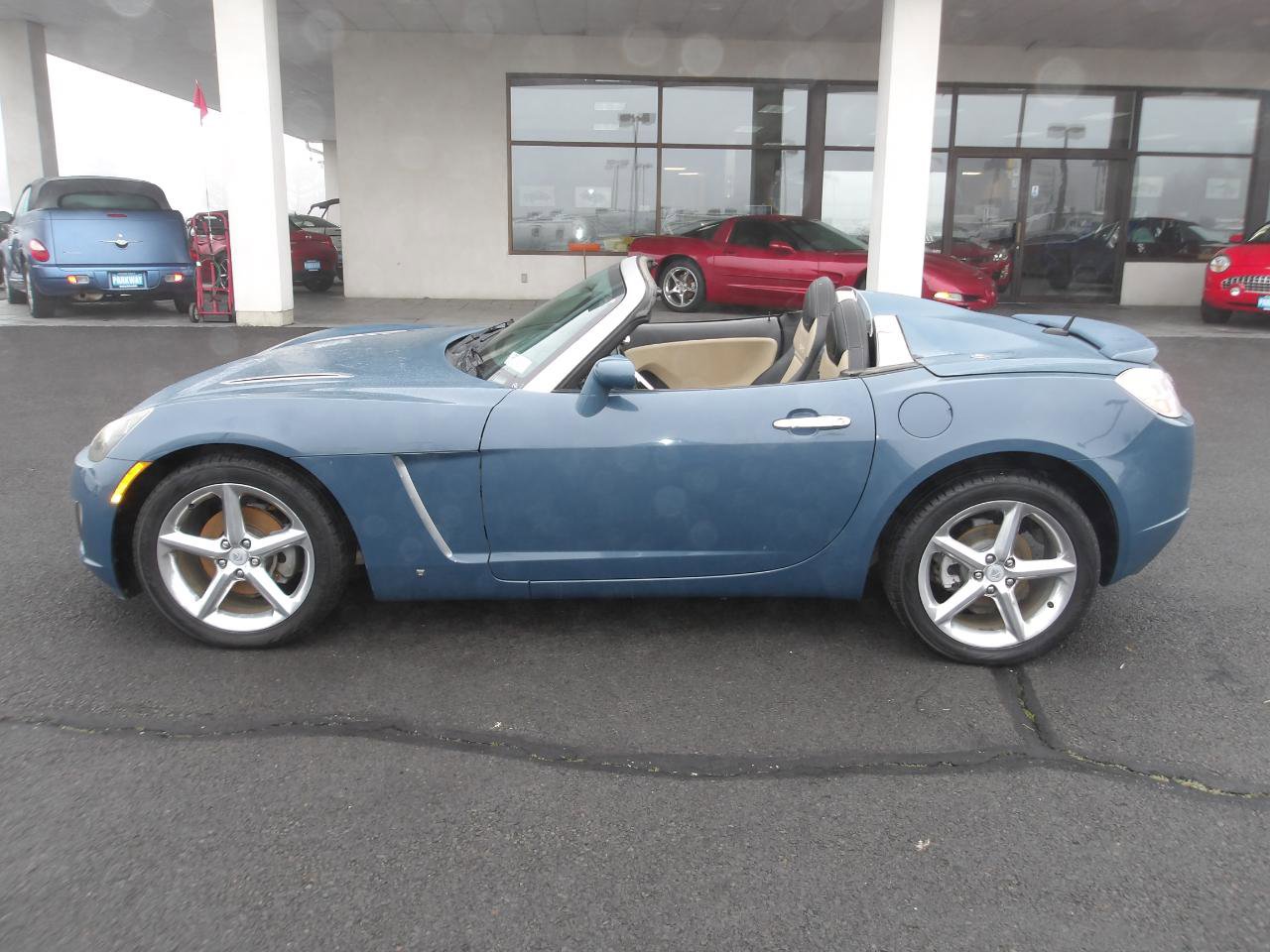 Used 2007 Saturn Sky Red Line image 10