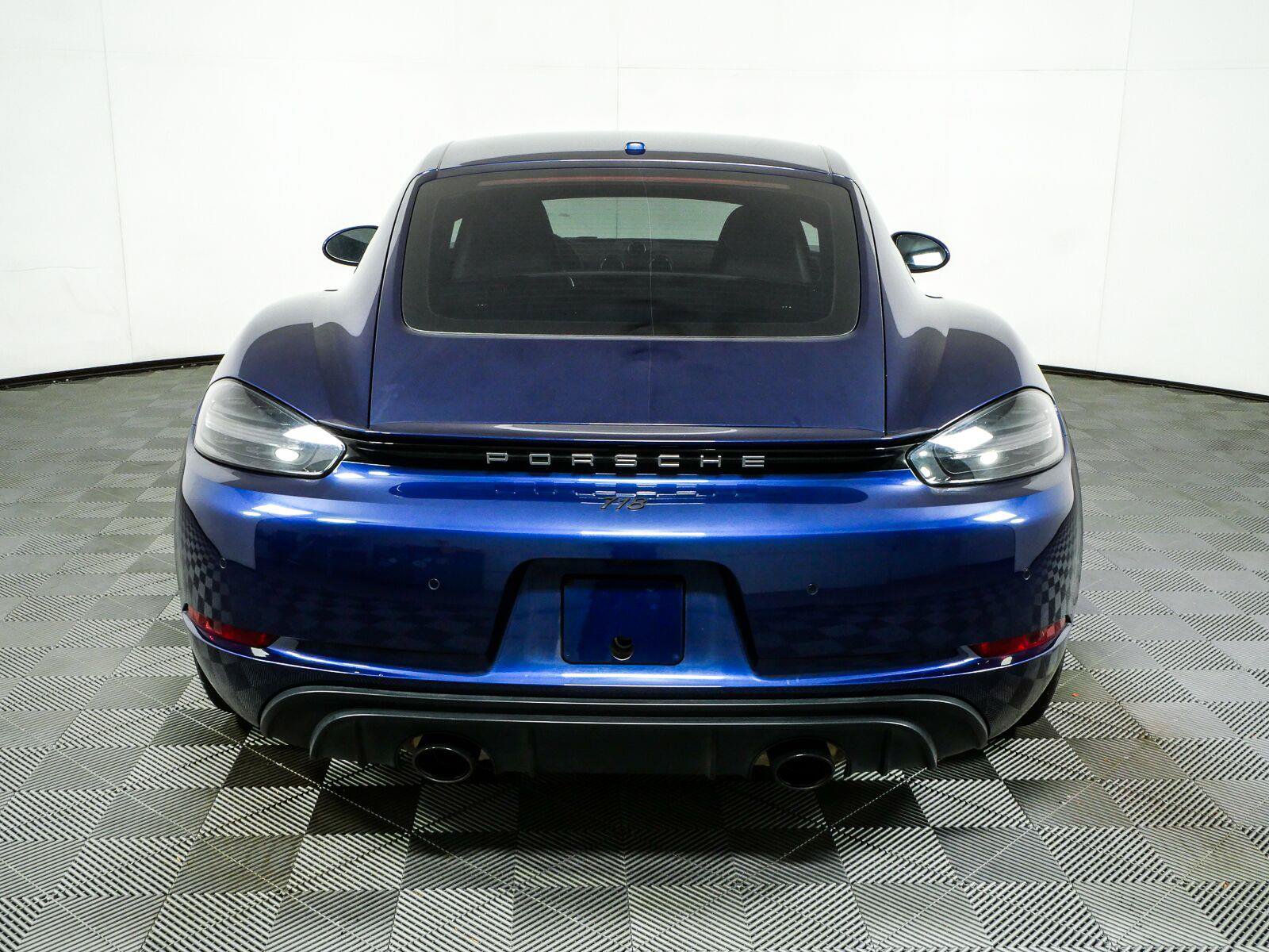 Certified 2024 Porsche 718 Cayman GTS RWD image 25