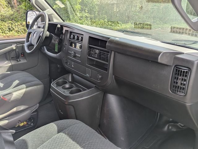 Used 2024 GMC Savana 2500 w/ Driver Convenience Package image 28
