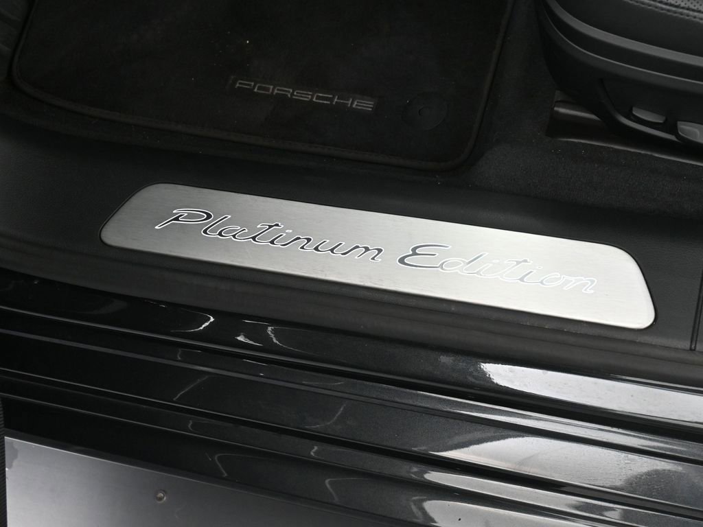 Certified 2023 Porsche Panamera 4 Platinum Edition AWD/4WD image 16