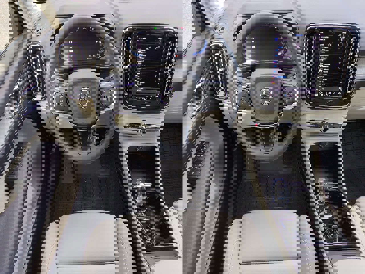 New 2025 Volvo XC40 B5 Plus w/ Protection Package Premier image 14